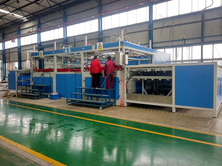 Double Station Automatic Loading And Unloading Thick Plate Vacuum Forming Machine 