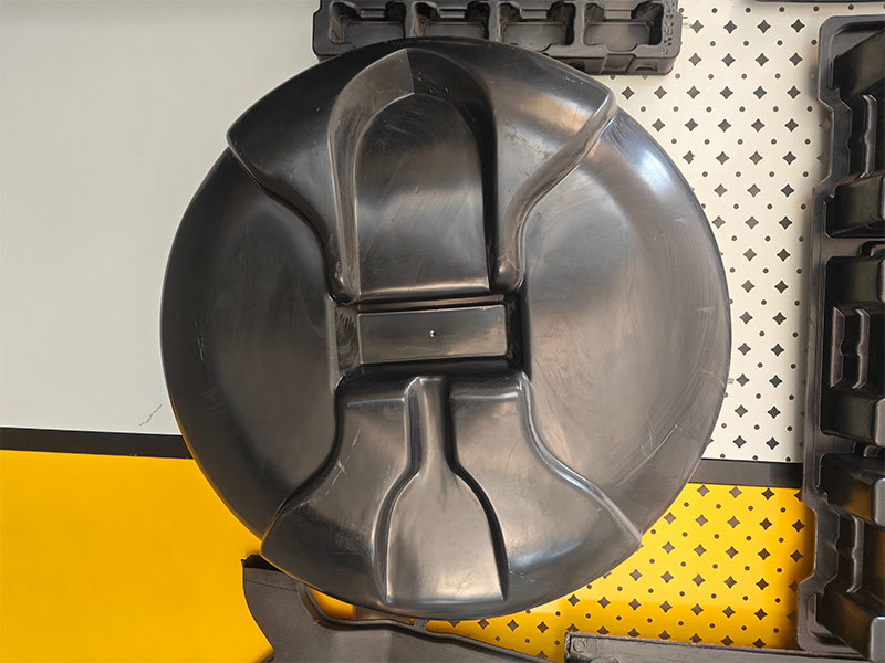 Single Head Thick Sheet Vaccum Forming Machine