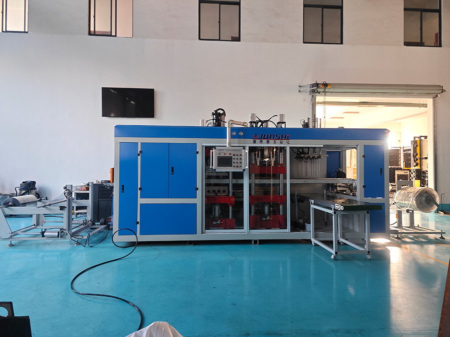 Energy Saving Positive And Negative Pressure Suction Molding Machine