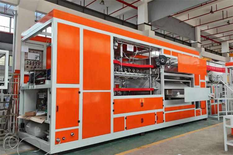 Thin Gauge Thermoforming Machines